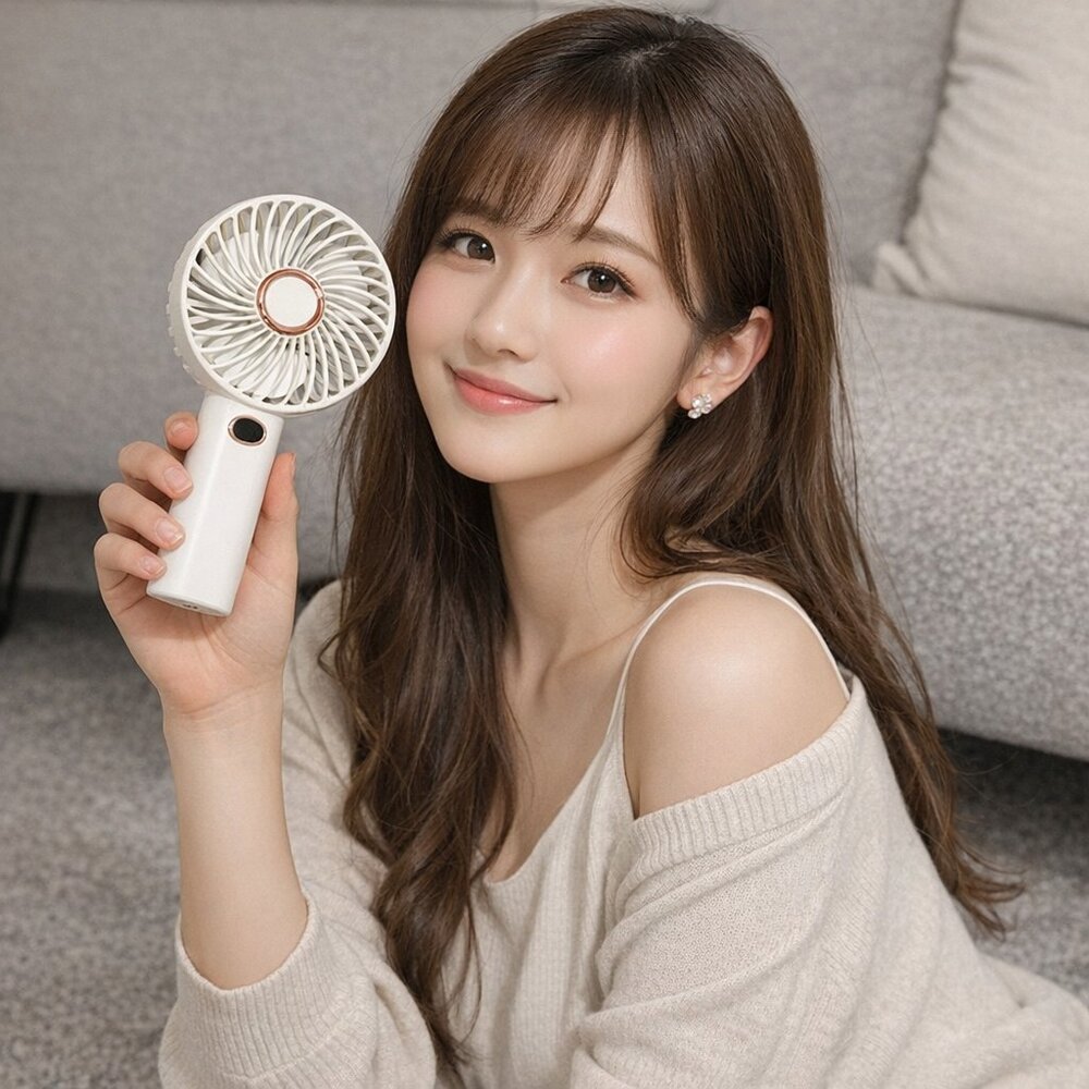 Portable rechargeable mini fan